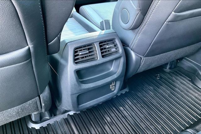 Used 2023 Honda Passport EX-L image 10