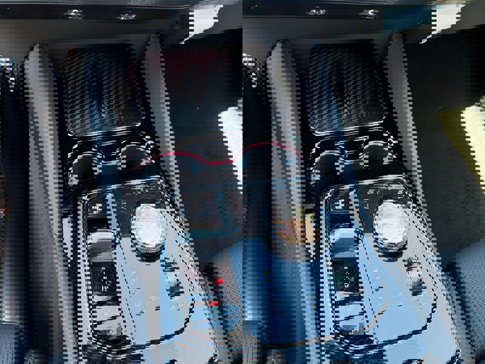 New 2026 BMW 550e xDrive image 27