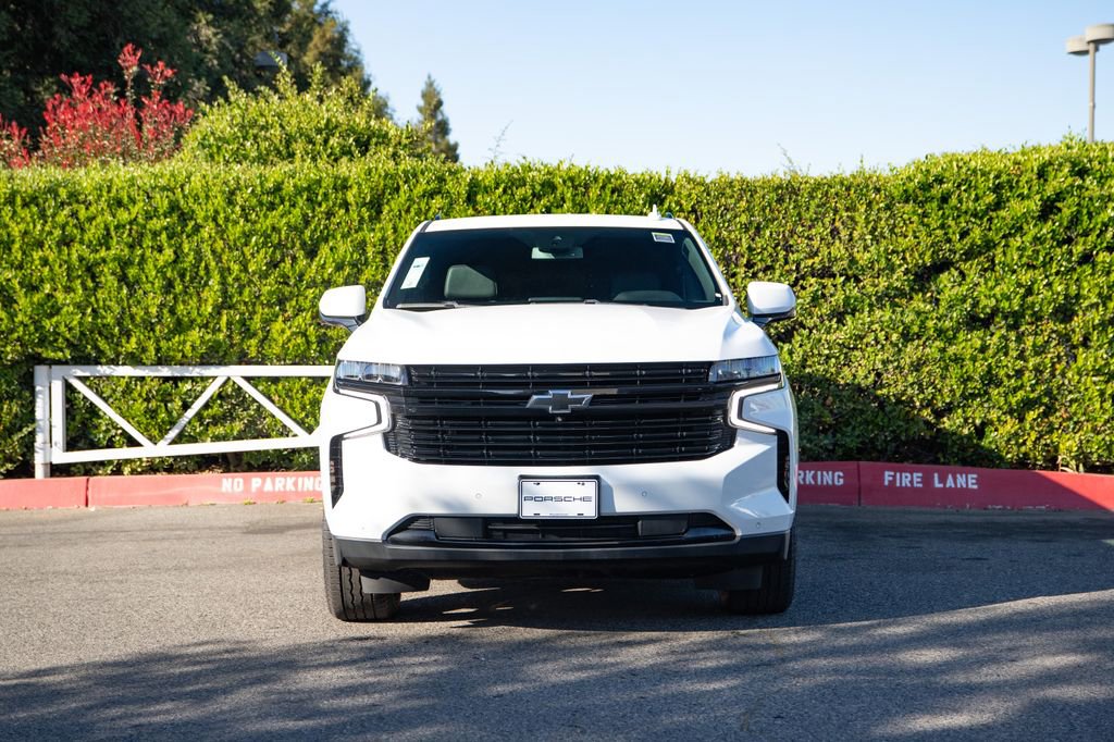 Used 2023 Chevrolet Suburban RST w/ Luxury Package image 2