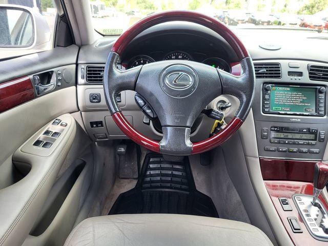 Used 2004 Lexus ES 330 FWD image 25