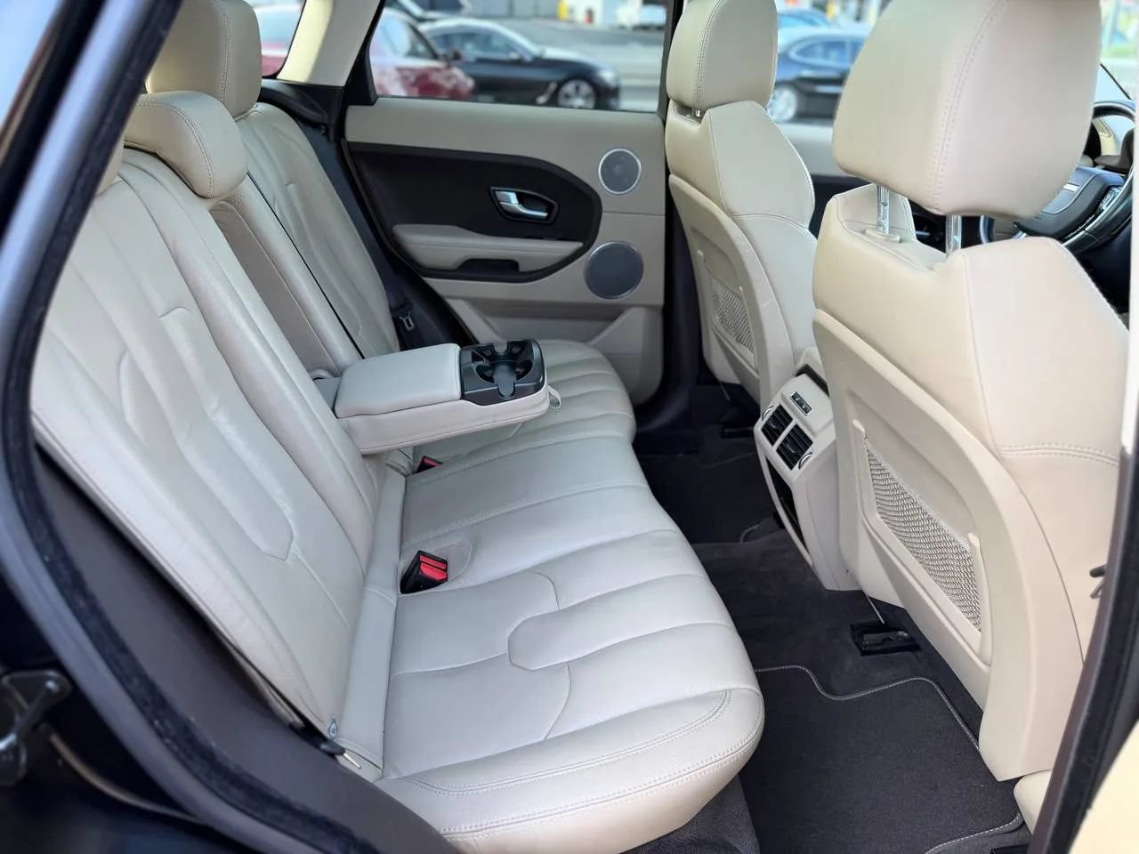 Used 2015 Land Rover Range Rover Evoque Pure Premium AWD/4WD image 37