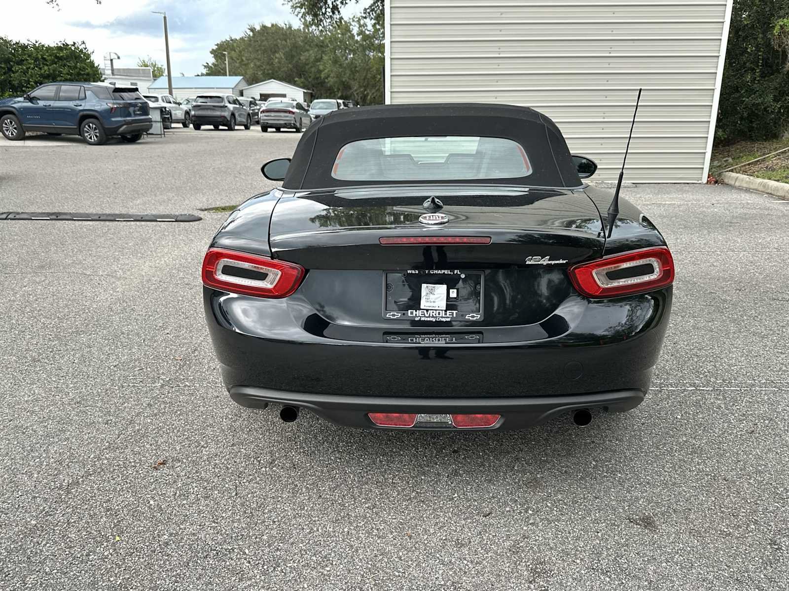 Used 2020 FIAT 124 Spider Classica w/ Technology Group RWD image 5