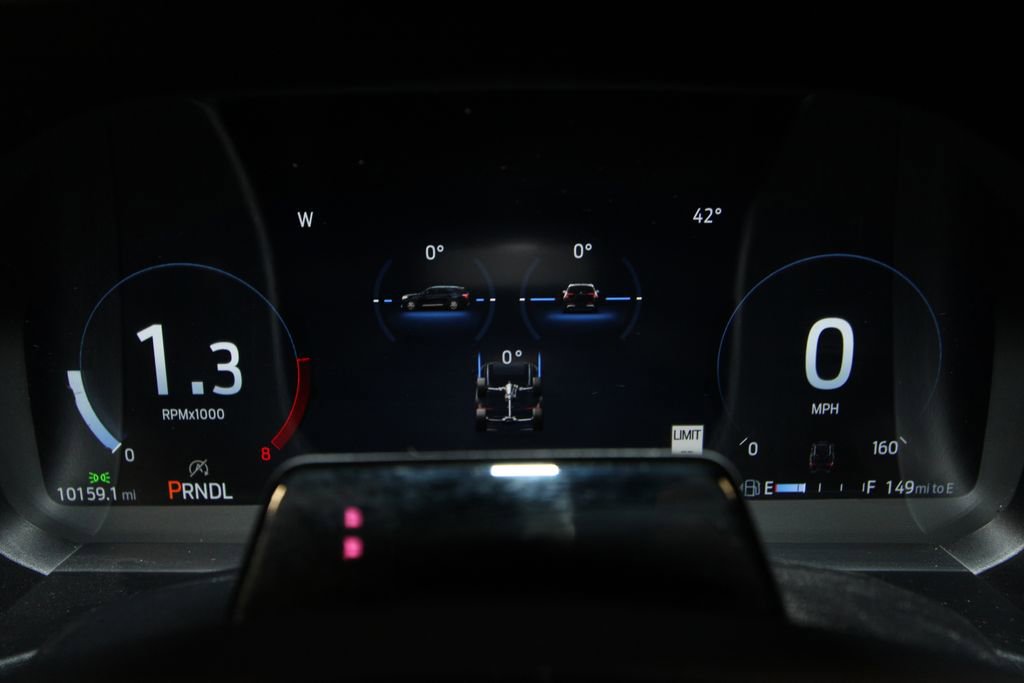 Used 2025 Ford Explorer Platinum w/ LUX Leather Package image 11