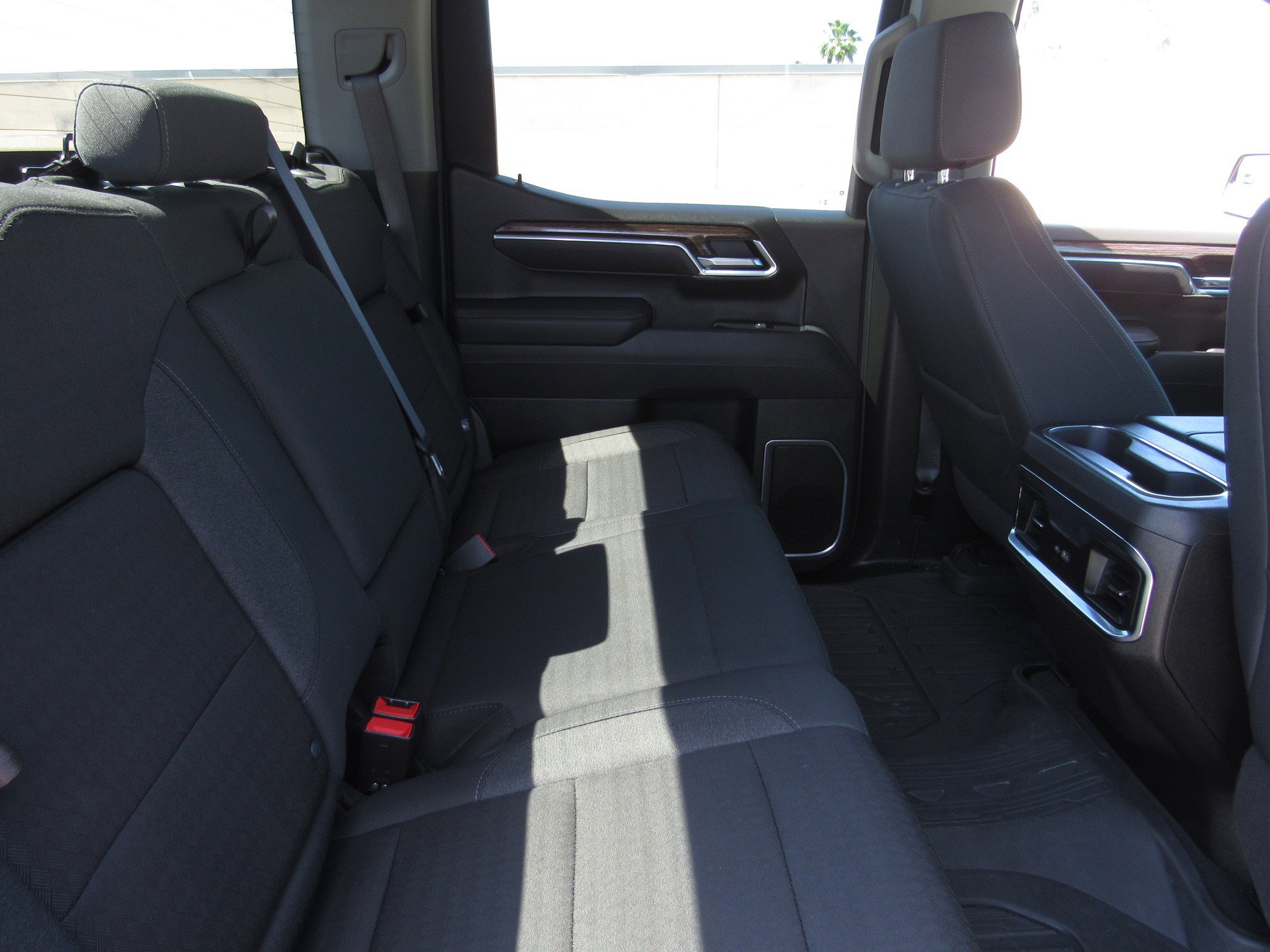 Used 2025 GMC Sierra 1500 Elevation image 12