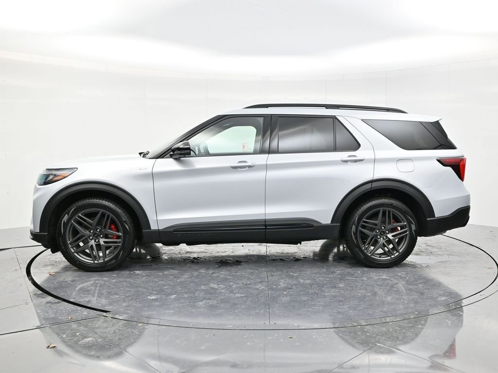 New 2026 Ford Explorer ST-Line w/ ST-Line Street Pack image 8