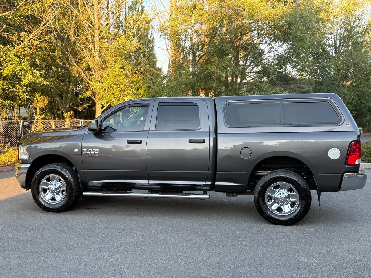 Used 2017 RAM 2500 Tradesman w/ Chrome Appearance Group image 5