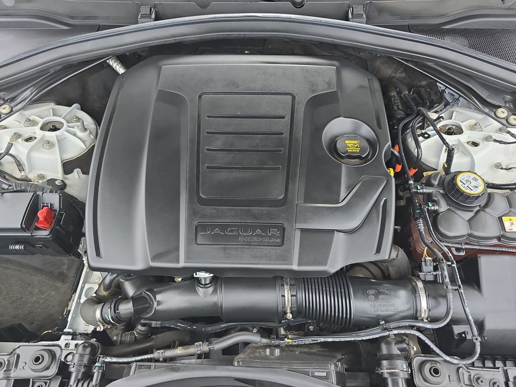 Used 2021 Jaguar F-PACE S image 34