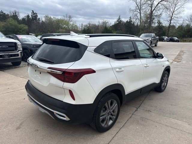 Used 2023 Kia Seltos S image 5