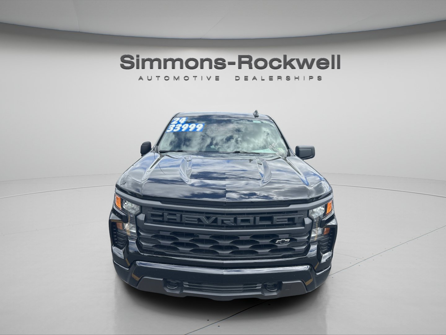 Used 2024 Chevrolet Silverado 1500 Custom AWD/4WD image 6