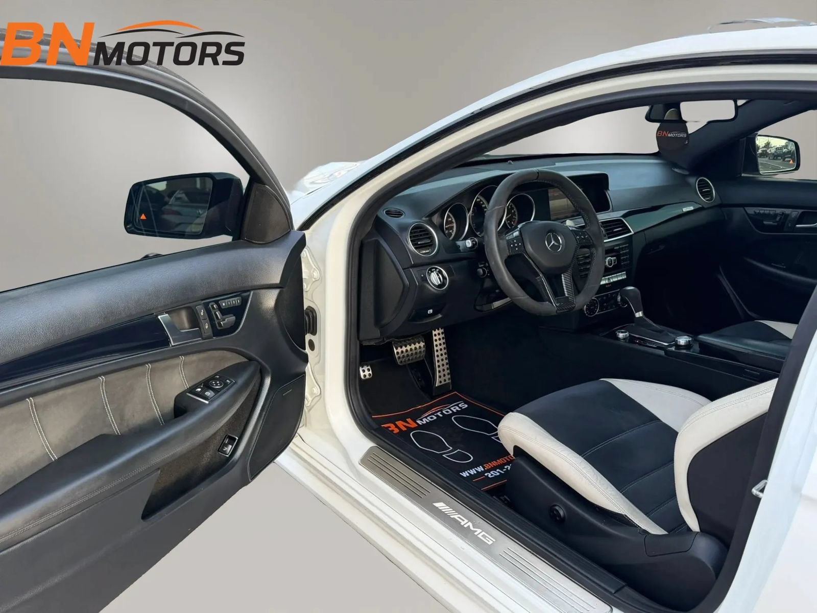 Used 2015 Mercedes-Benz C 63 AMG Coupe image 16