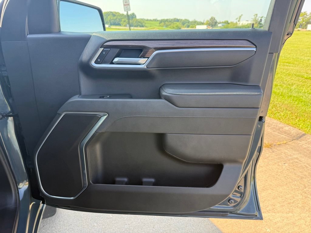 Used 2026 Chevrolet Silverado 1500 LT AWD/4WD image 19