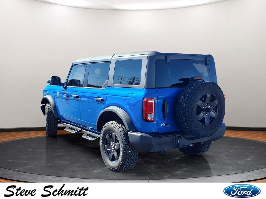 Used 2024 Ford Bronco Big Bend image 3