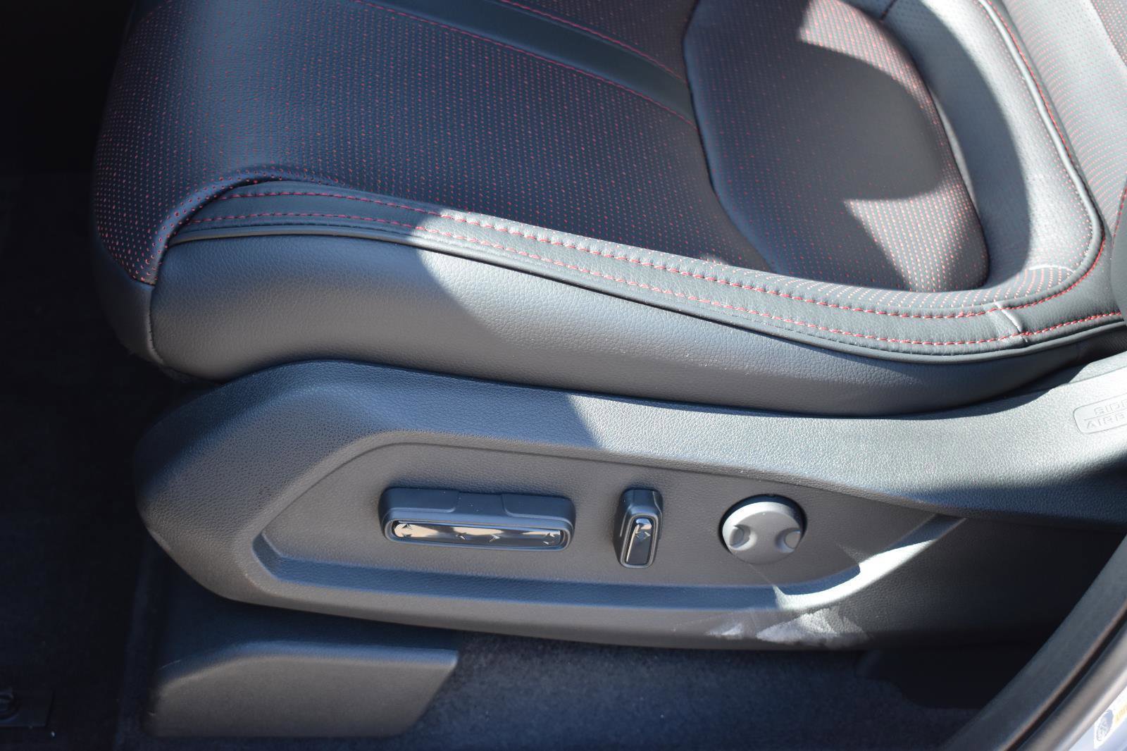 New 2025 Honda Pilot Black Edition image 27