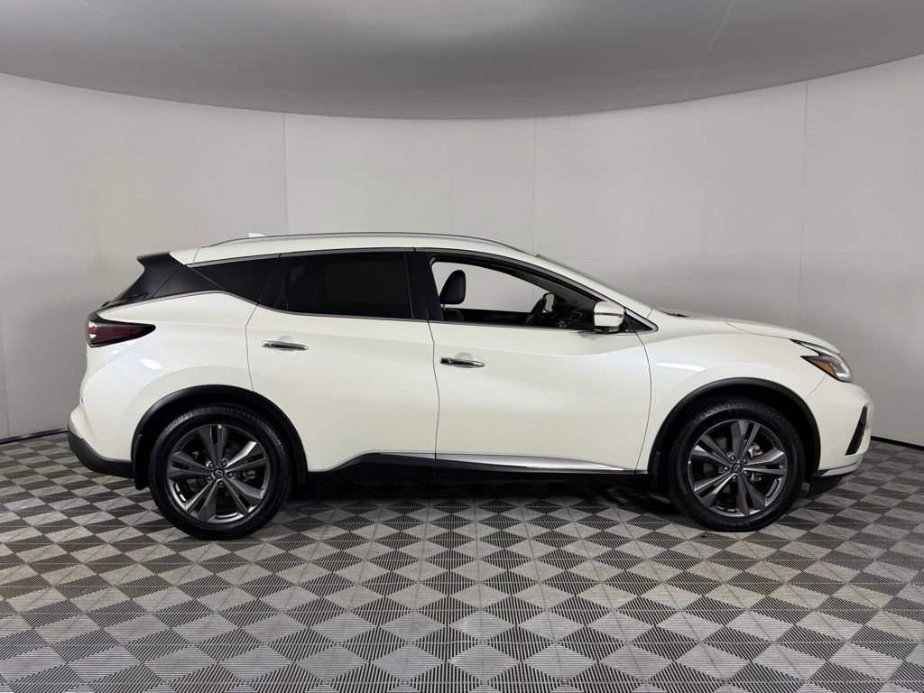 Used 2023 Nissan Murano Platinum w/ Cargo Package image 3