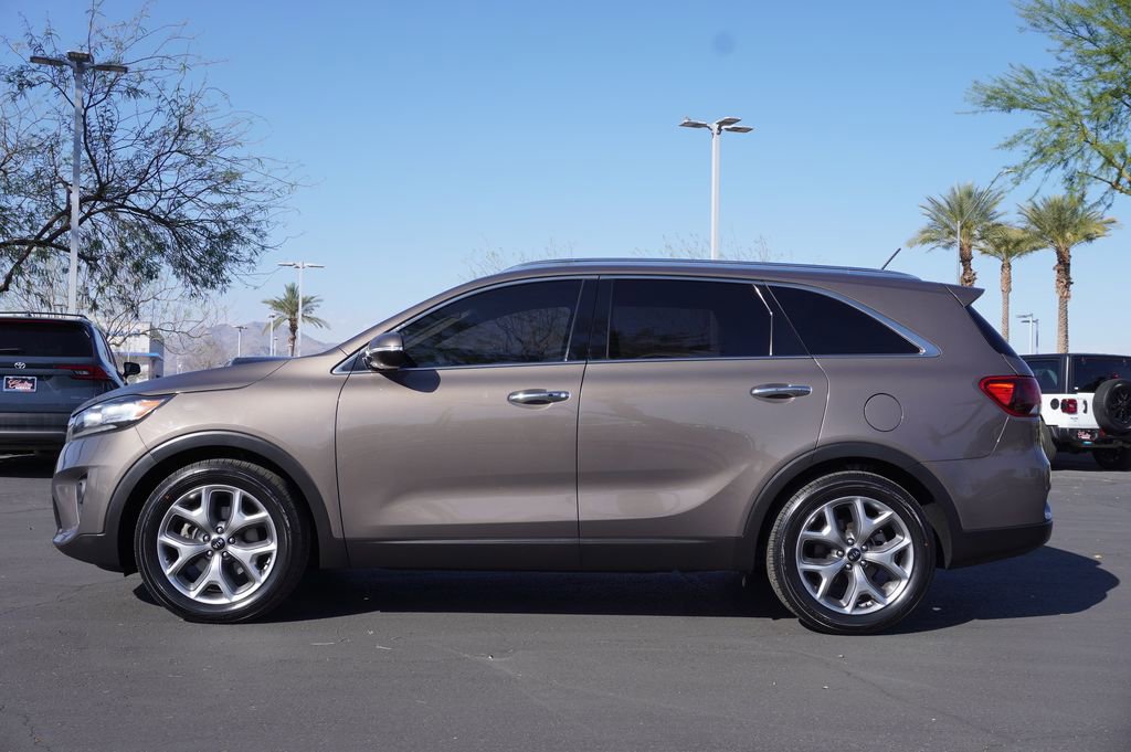 Used 2019 Kia Sorento EX image 2