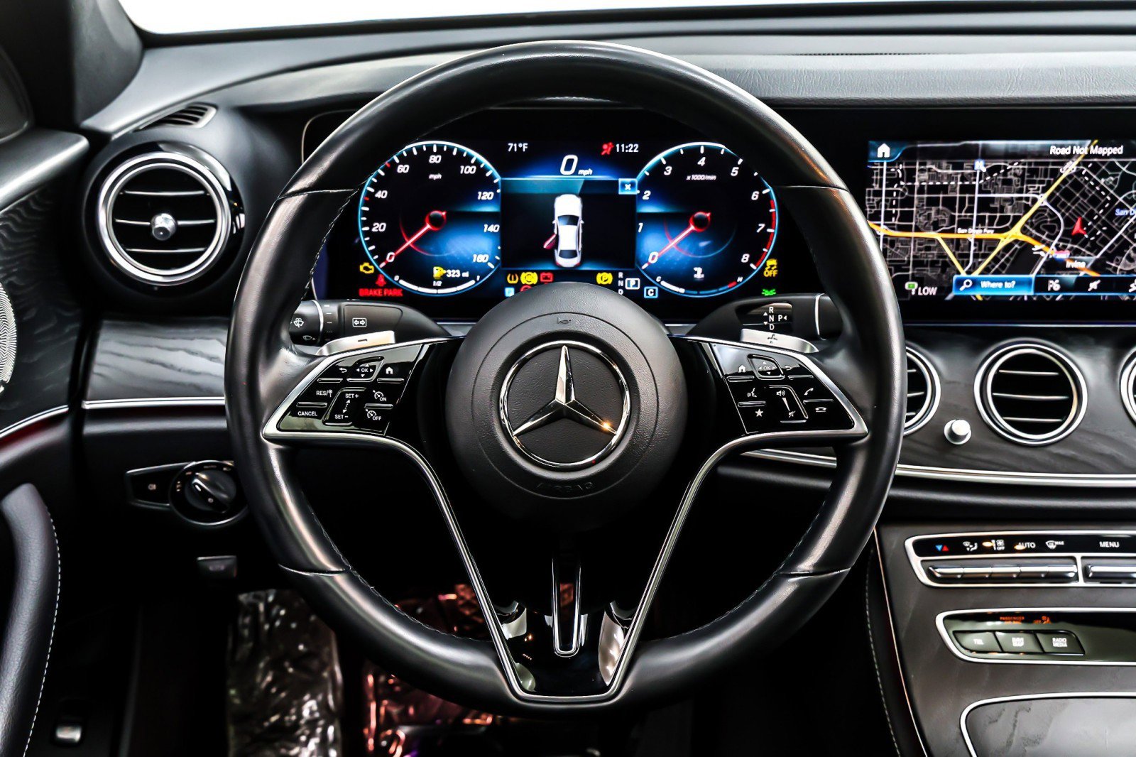 Used 2022 Mercedes-Benz E 350 Sedan image 18