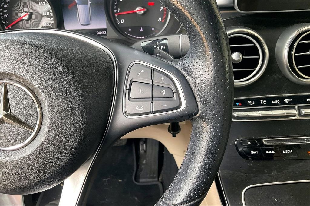 Used 2018 Mercedes-Benz GLC 300 w/ Premium Package image 20