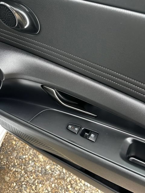 Used 2025 Hyundai Elantra Sport FWD image 20