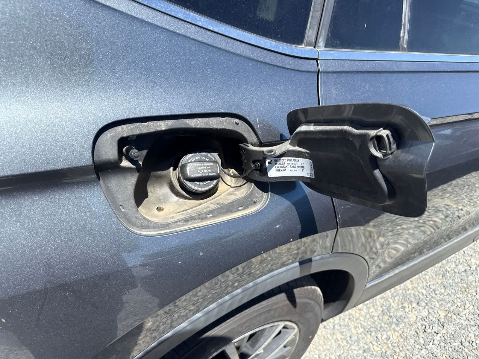Used 2018 Volkswagen Tiguan SE FWD image 15