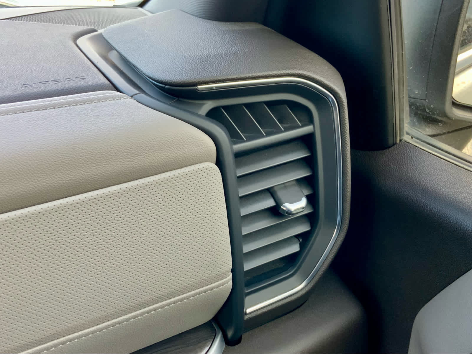 Used 2022 Chevrolet Silverado 1500 LTZ w/ LTZ Convenience Package II image 53