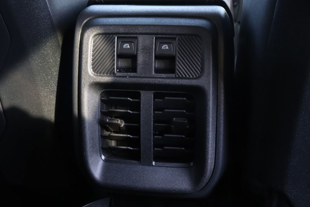 New 2025 Ford Bronco Badlands image 17