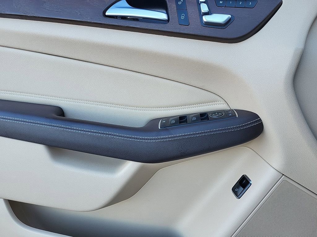 Used 2019 Mercedes-Benz GLE 400 4MATIC image 10