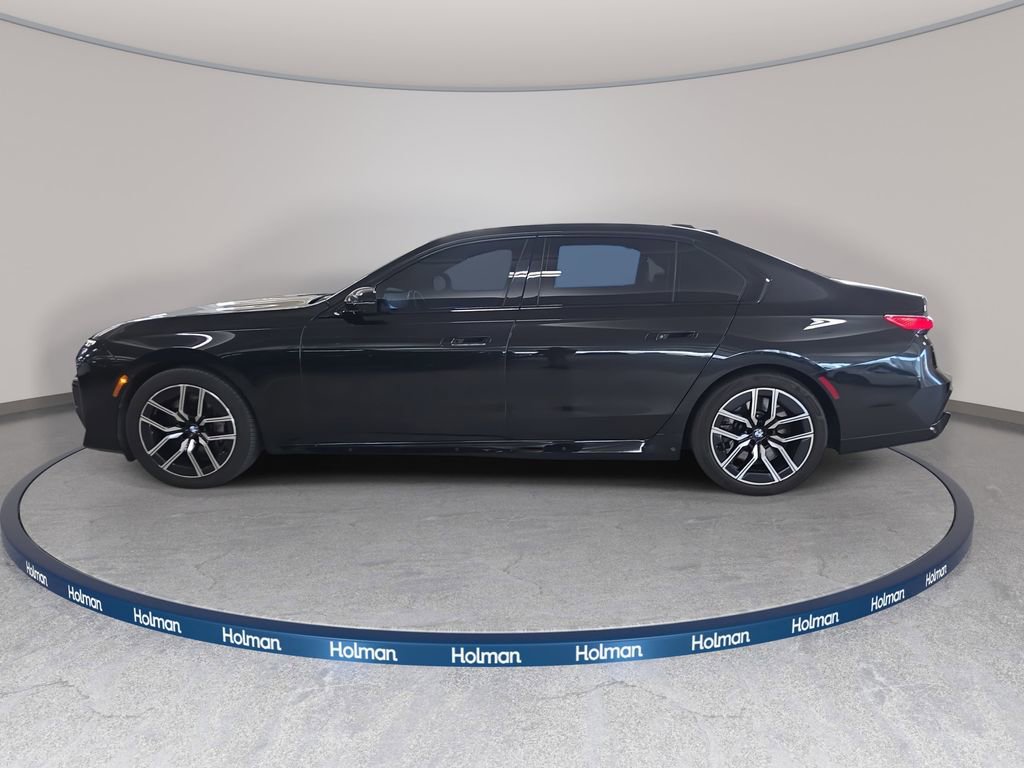 Certified 2023 BMW 760i xDrive image 11