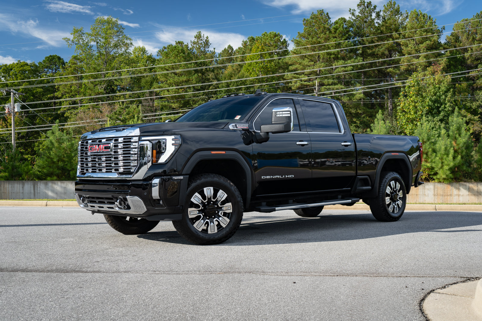 Used 2026 GMC Sierra 3500 Denali w/ Denali Reserve Package AWD/4WD image 3