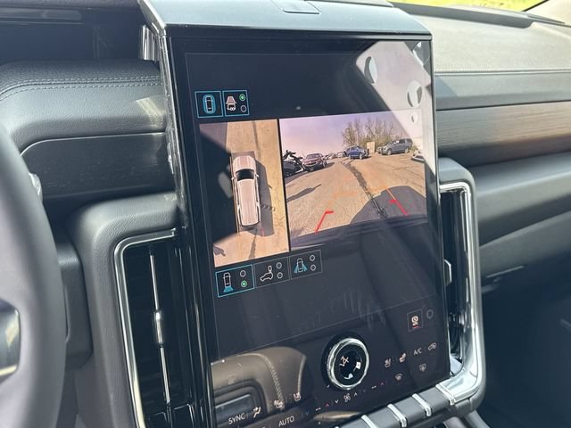 New 2026 GMC Yukon XL Denali w/ Sun & Power Step Package AWD/4WD image 24