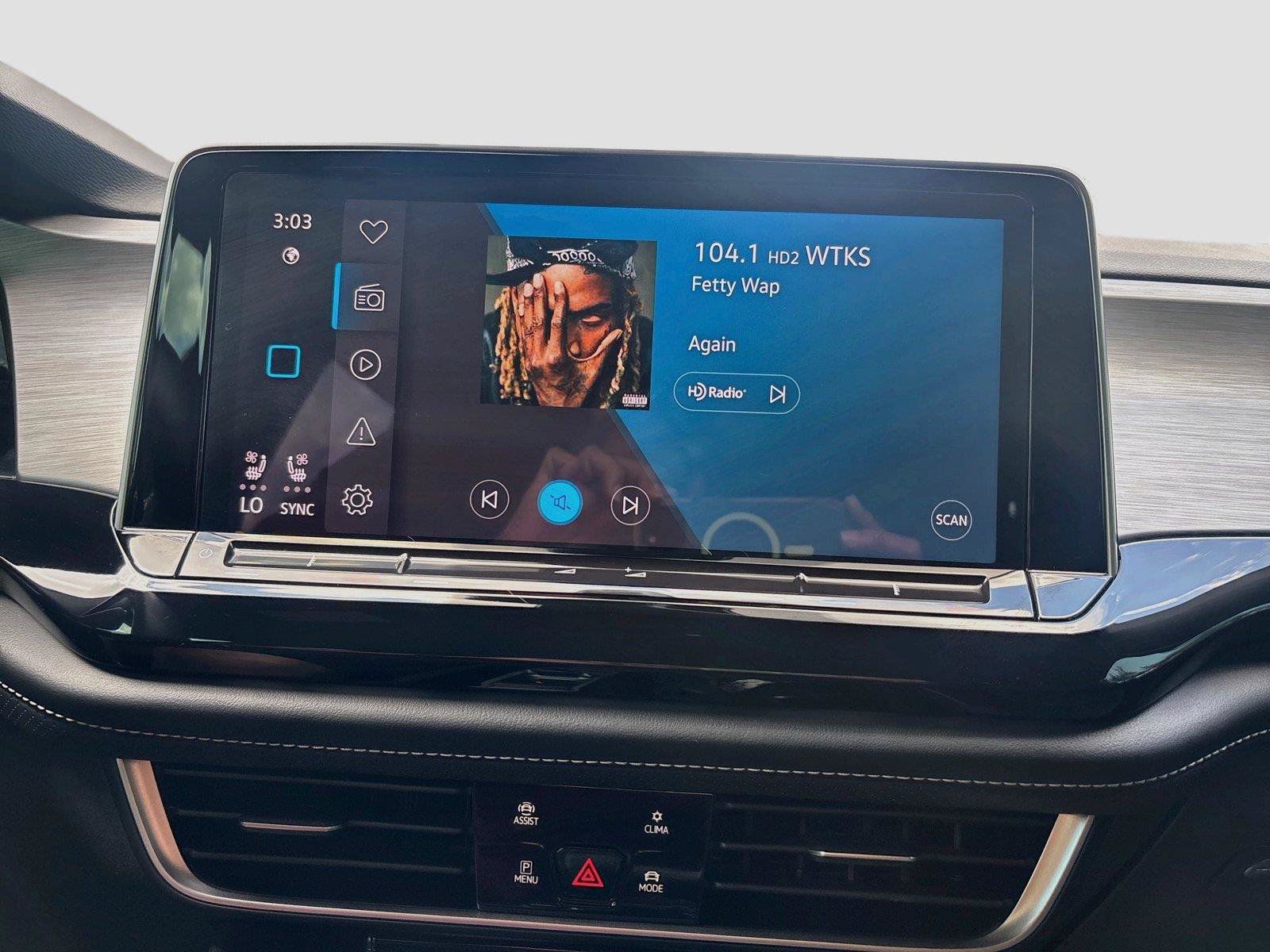 Used 2025 Volkswagen Atlas Cross Sport SE FWD image 9