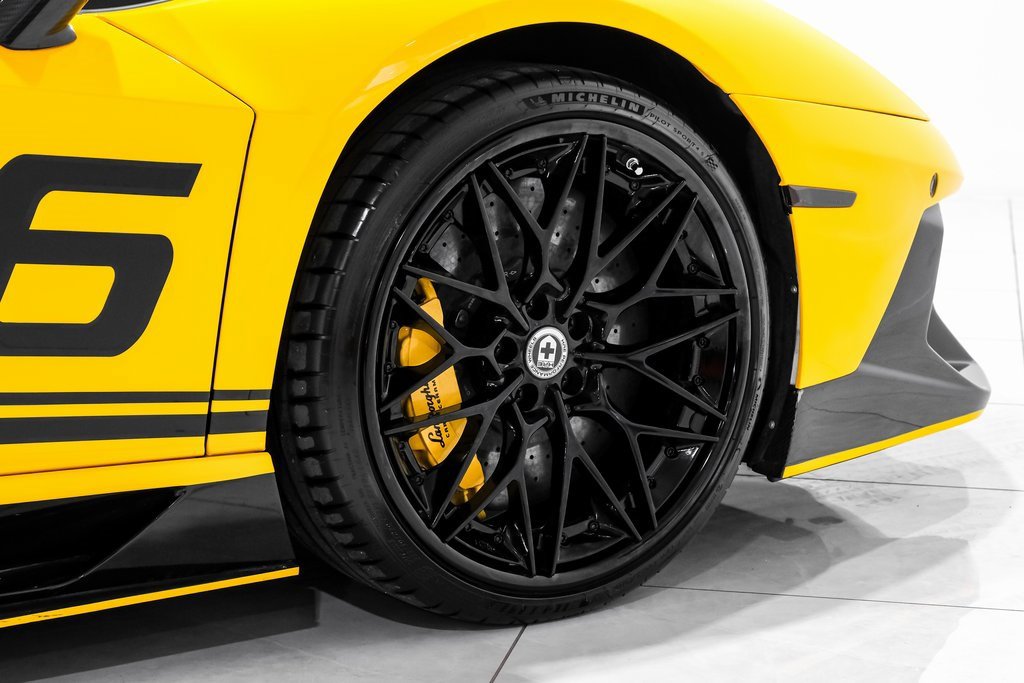 Used 2016 Lamborghini Aventador LP 700-4 image 60