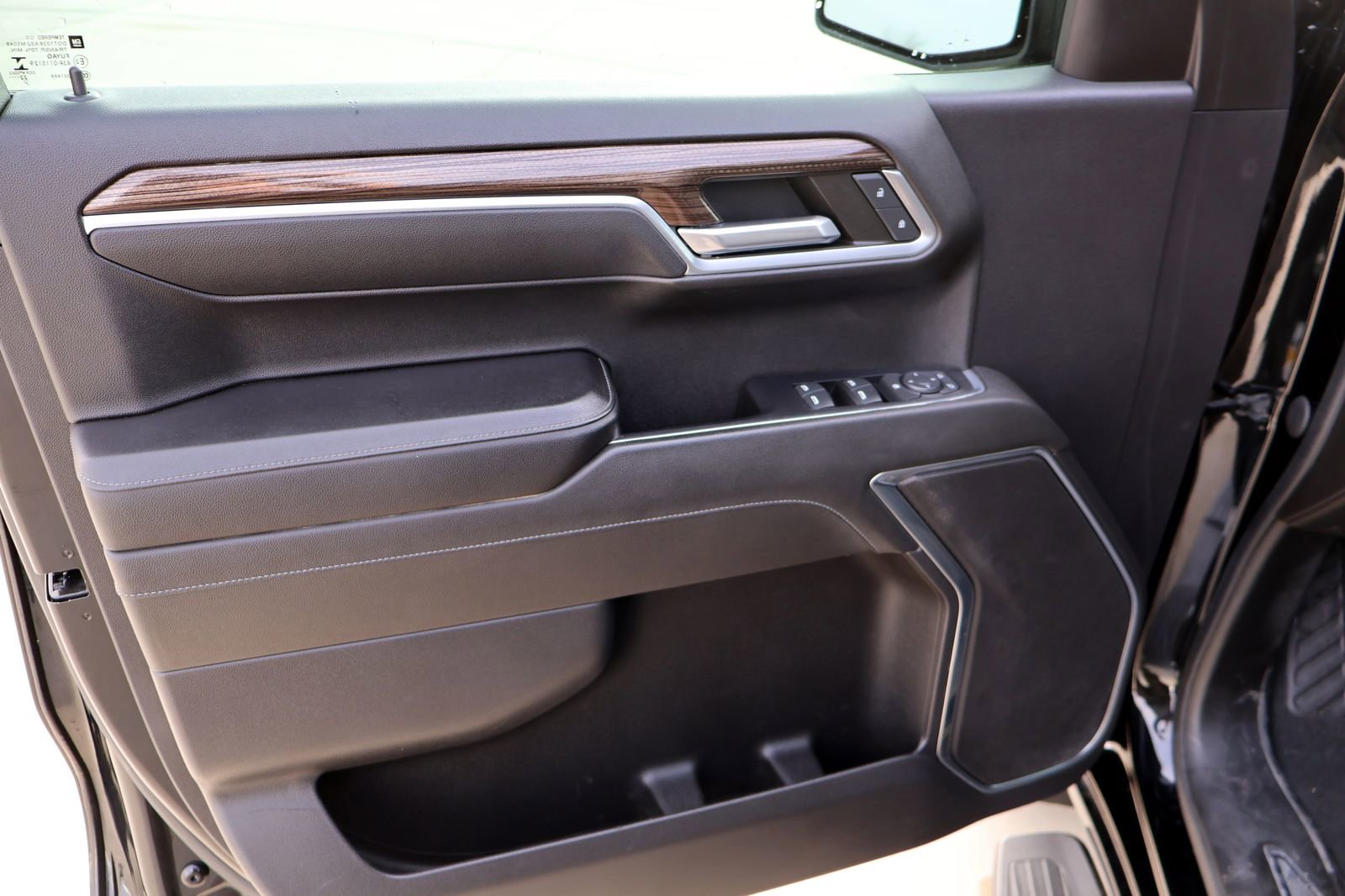 Used 2022 Chevrolet Silverado 1500 RST w/ Protection Package image 23