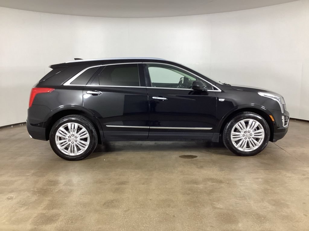 Used 2018 Cadillac XT5 Premium Luxury w/ Driver Assist Package AWD/4WD image 4
