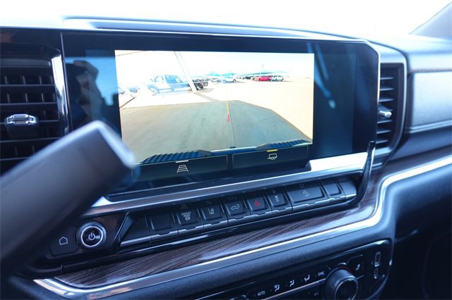 Used 2024 Chevrolet Silverado 2500 LT image 23