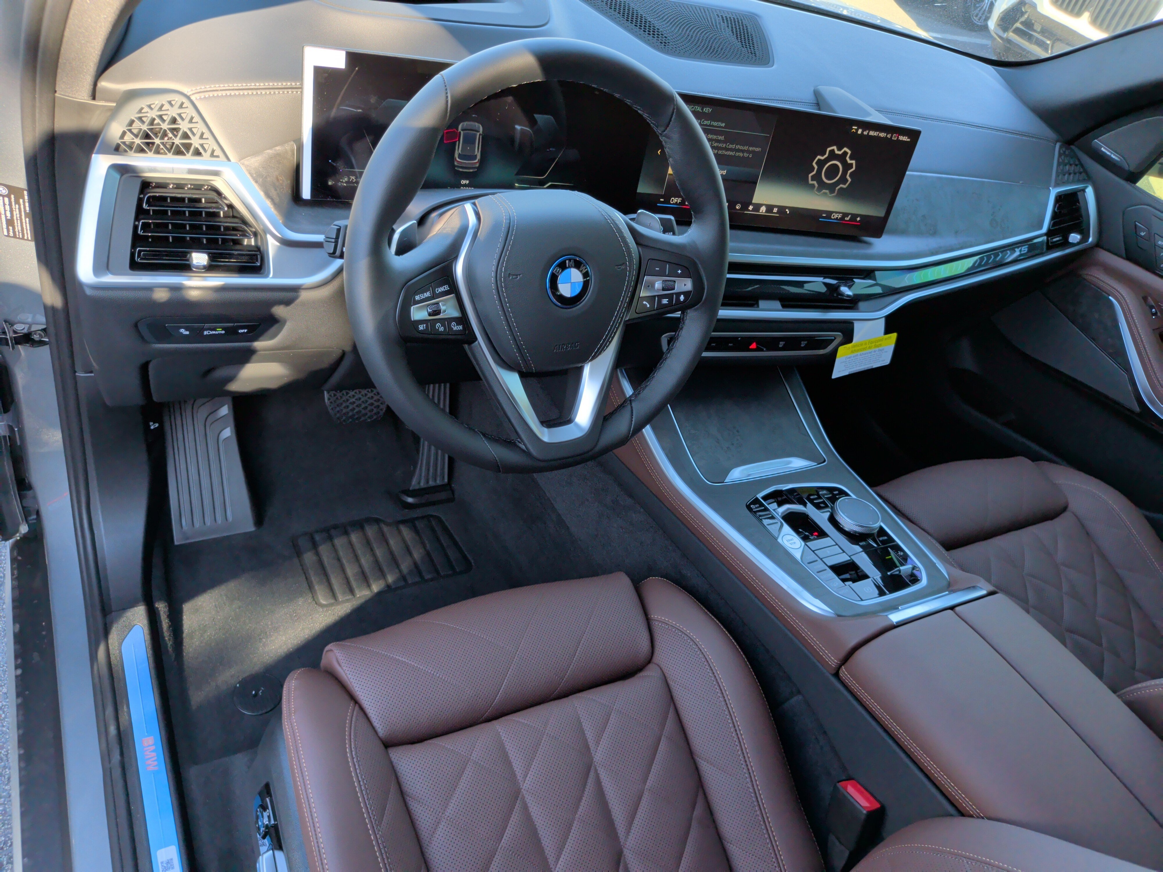 Certified 2026 BMW X5 xDrive50e w/ Climate Comfort Package AWD/4WD image 16