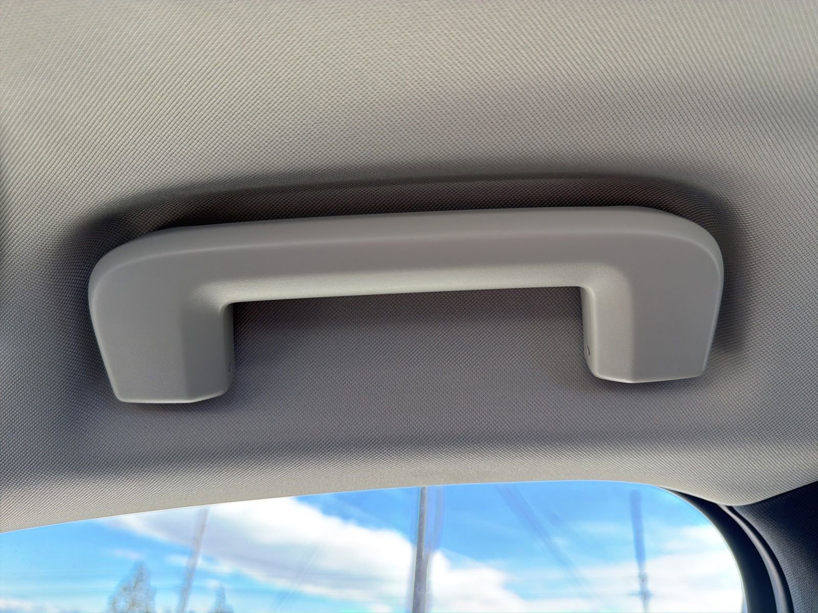 Certified 2025 Volvo S90 B6 Plus w/ Protection Package Premier image 58