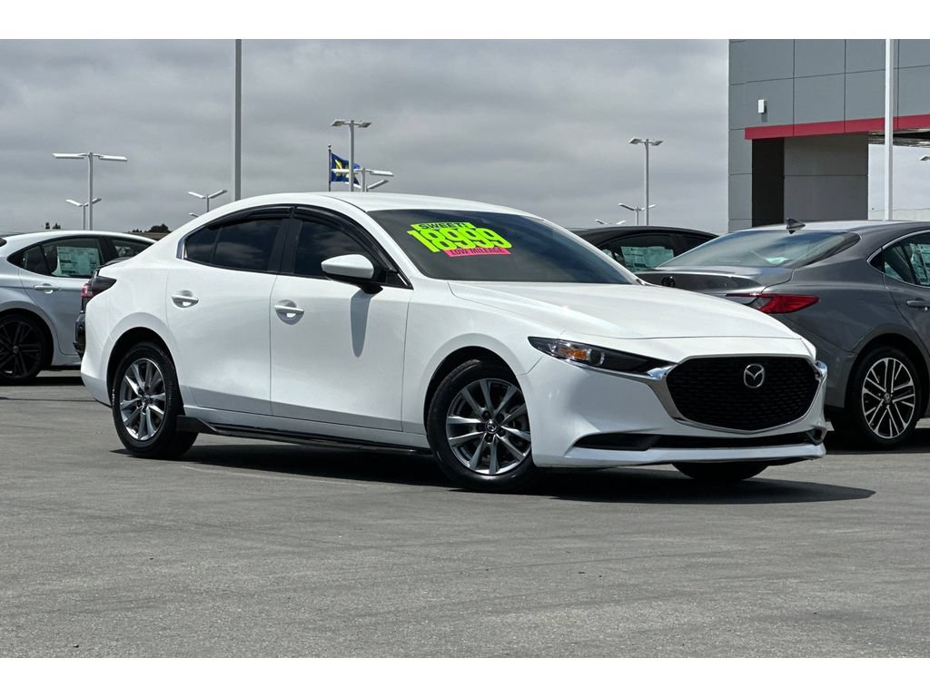 Used 2023 MAZDA MAZDA3 s FWD image 2