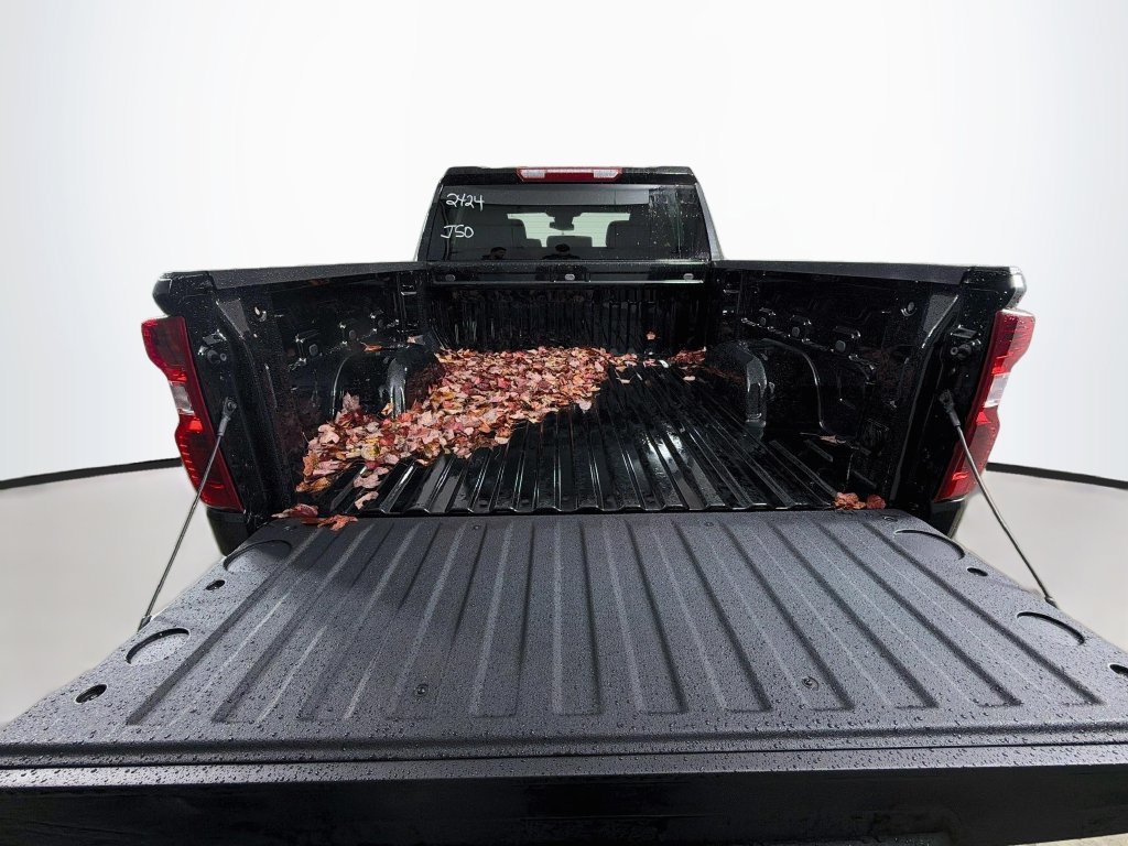 New 2026 Chevrolet Silverado 1500 Custom AWD/4WD image 17