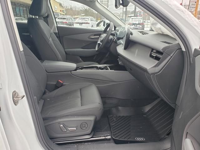 New 2026 Audi Q3 quattro 2.0T image 17