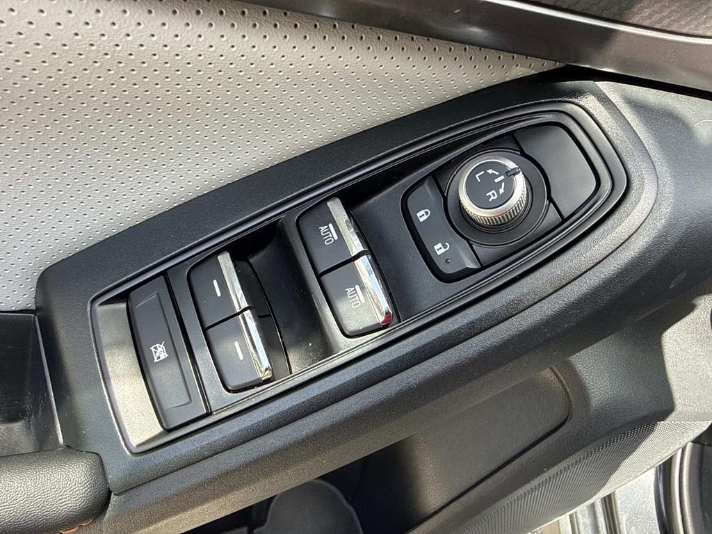 Used 2023 Subaru Crosstrek 2.5i Limited w/ Moonroof Package AWD/4WD image 23