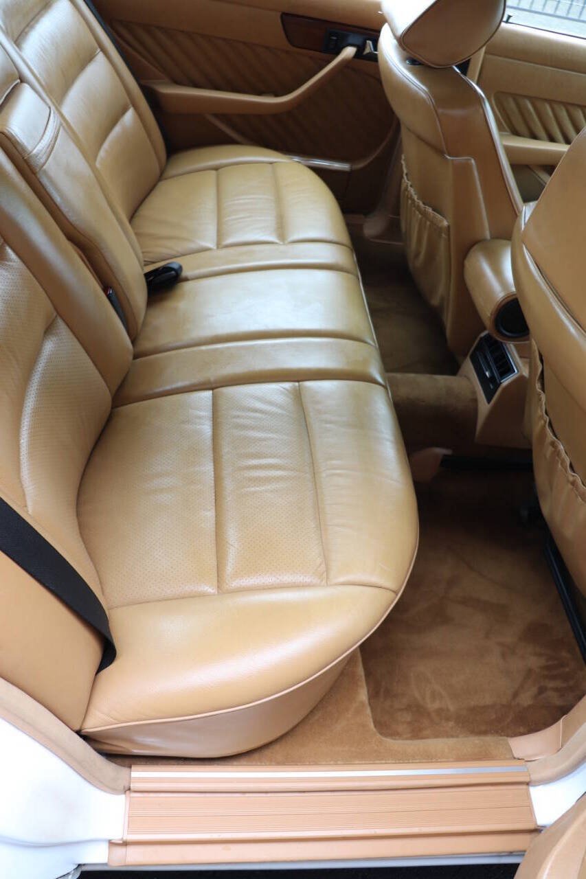 Used 1989 Mercedes-Benz 300 SE image 36