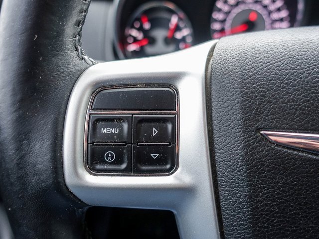 Used 2014 Chrysler 200 Touring image 22