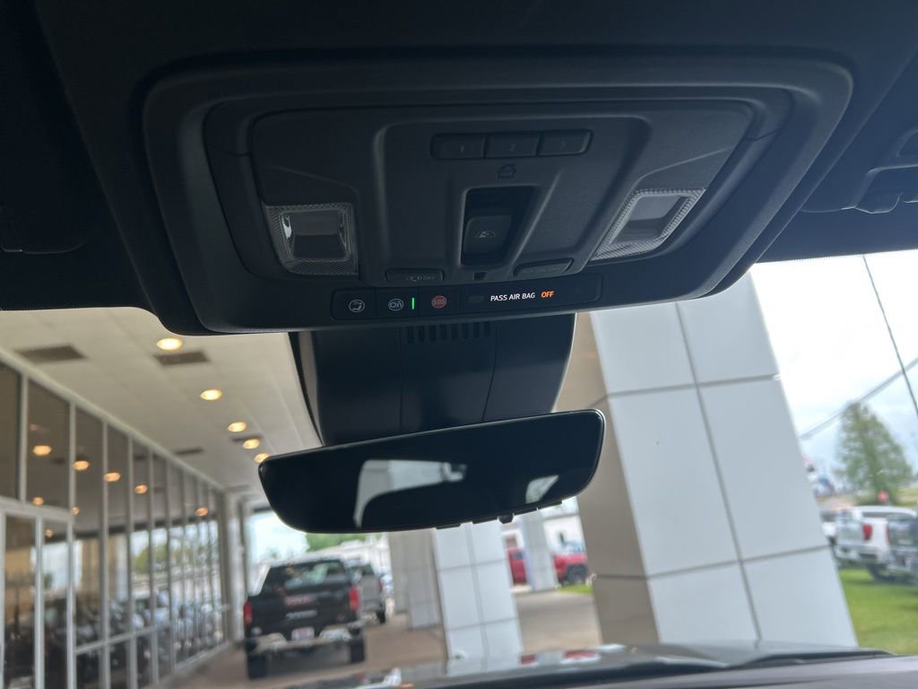Used 2024 GMC Sierra 1500 AT4 w/ Technology Package image 20