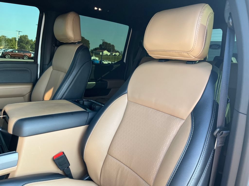 Used 2026 Ford F350 Lariat w/ Lariat Ultimate Package AWD/4WD image 13