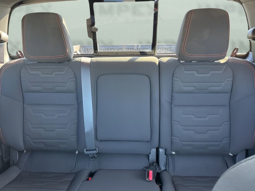 Used 2024 Nissan Frontier PRO-4X w/ Pro Convenience Package image 11