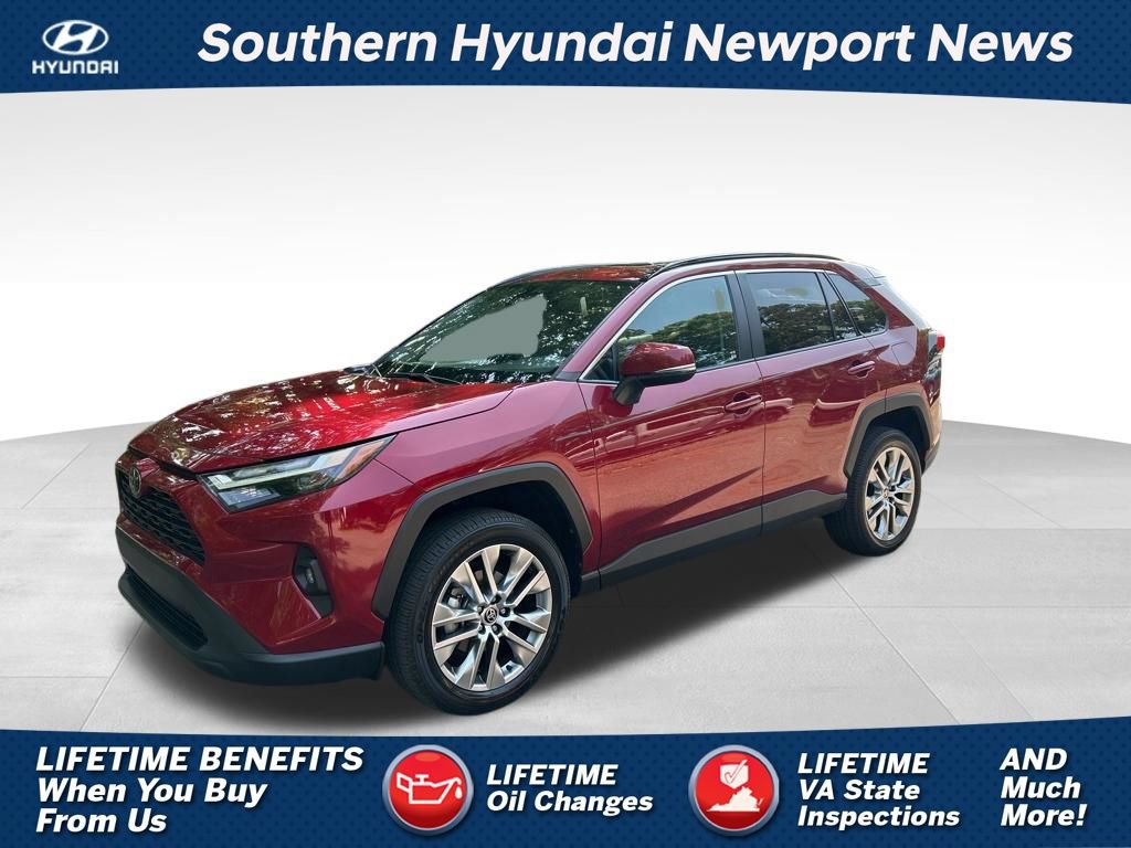 Used 2022 Toyota RAV4 XLE Premium FWD image 1