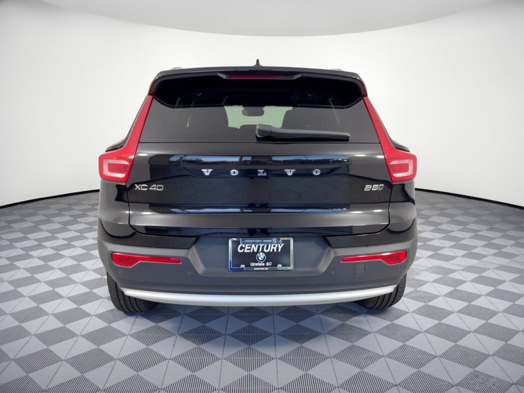 Used 2025 Volvo XC40 B5 Core w/ Protection Package Premier AWD/4WD image 11