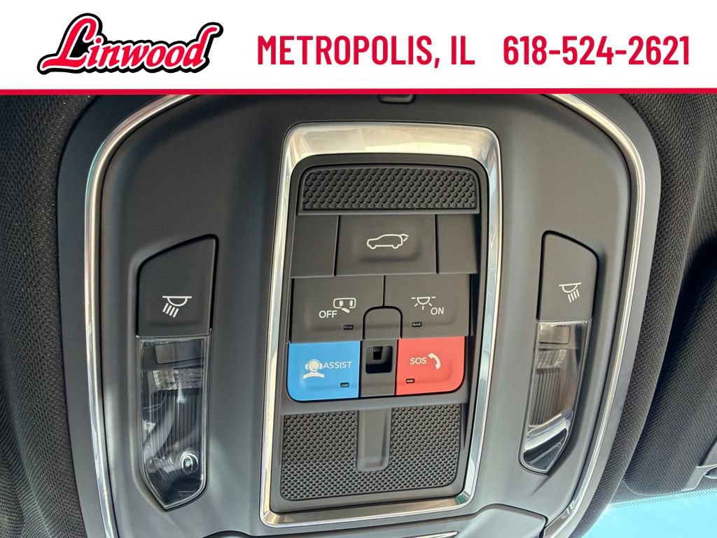 Used 2025 Jeep Grand Cherokee Limited AWD/4WD image 35