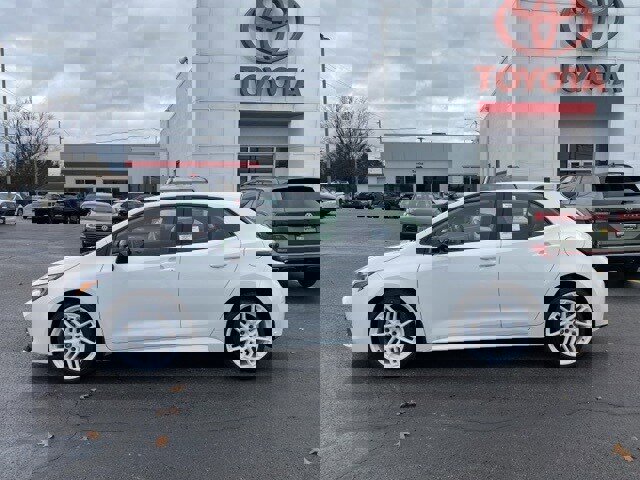 New 2026 Toyota Corolla SE image 11