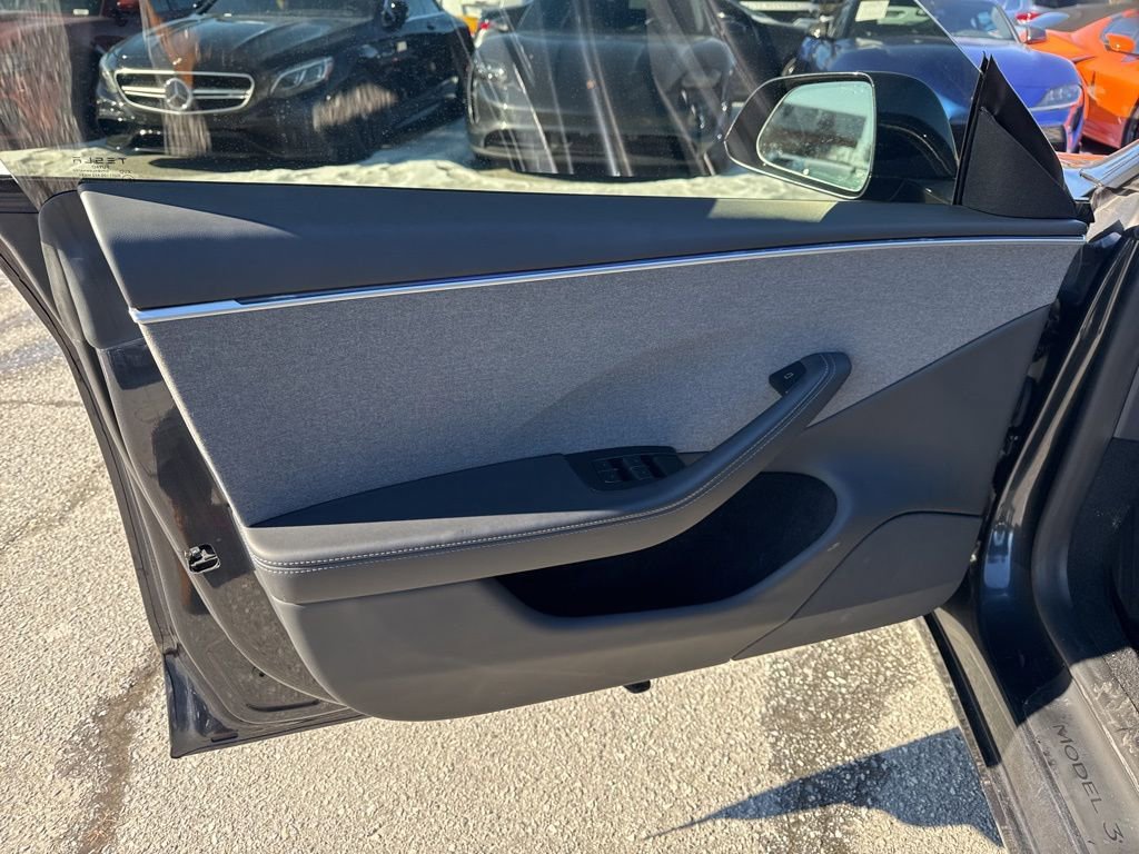 Used 2024 Tesla Model 3 Standard Range image 28